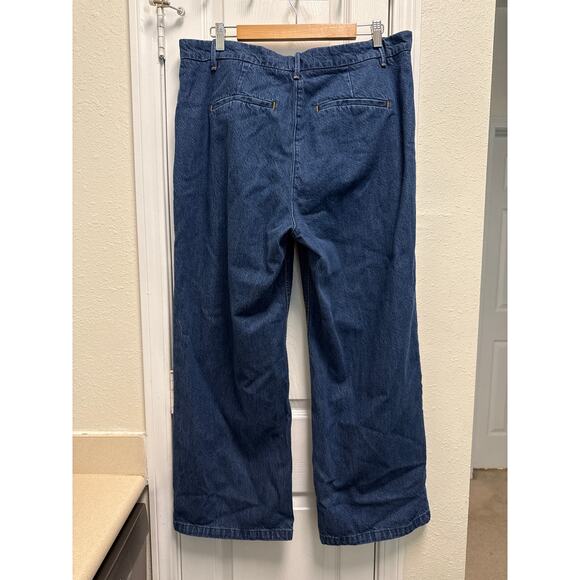Abercrombie & Fitch Sloan Ultra High Rise Wide Leg Tailored Jean Size 16 Short - Picture 3 of 6